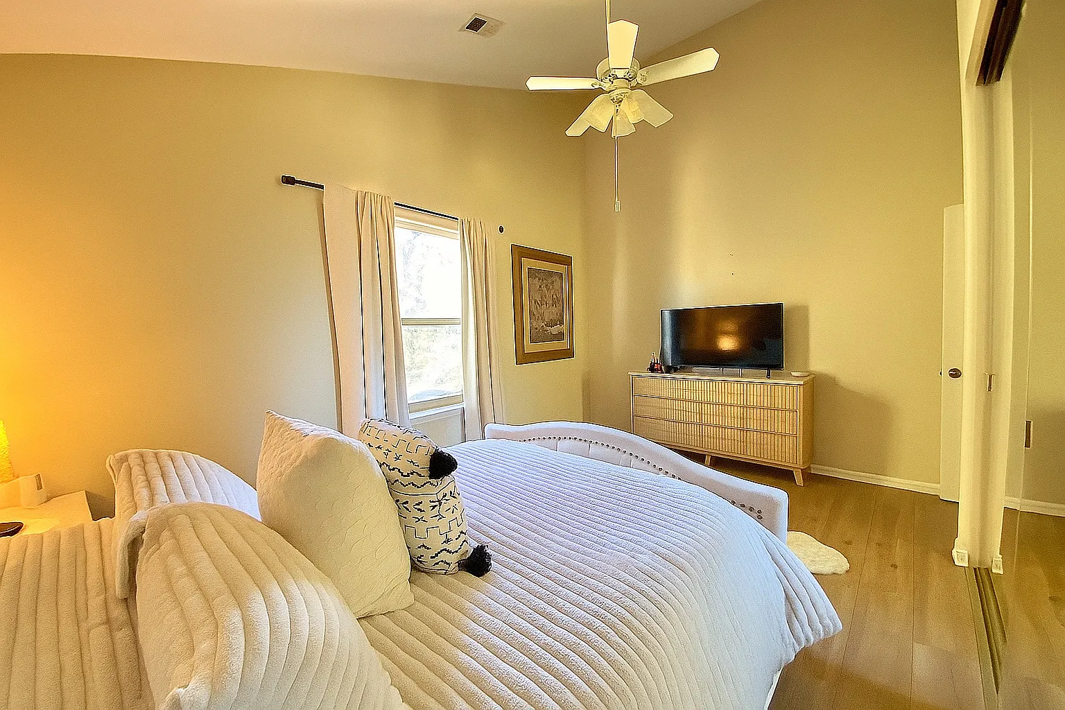 2 bed, 1400 sqft, $1,250 — Photo 4