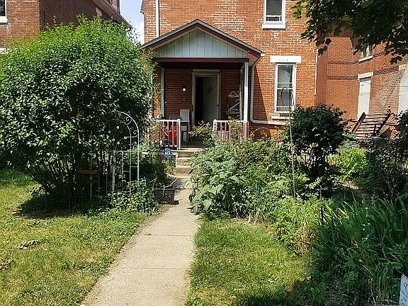 2nd image of 688 S Ohio Ave