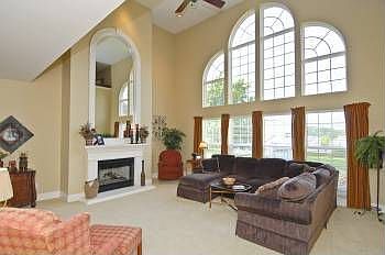 3rd image of 127 Elderberry Ln