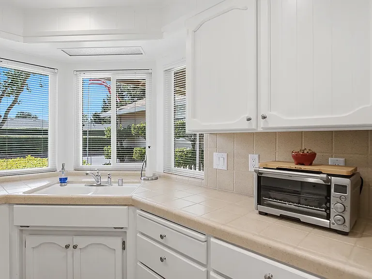 1905 Ursini Ln — Photo 11