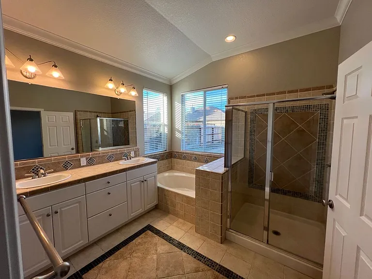 937 Jasmine Hollow Dr — Photo 21