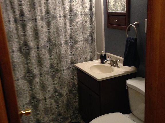 5th image of 419 28th St