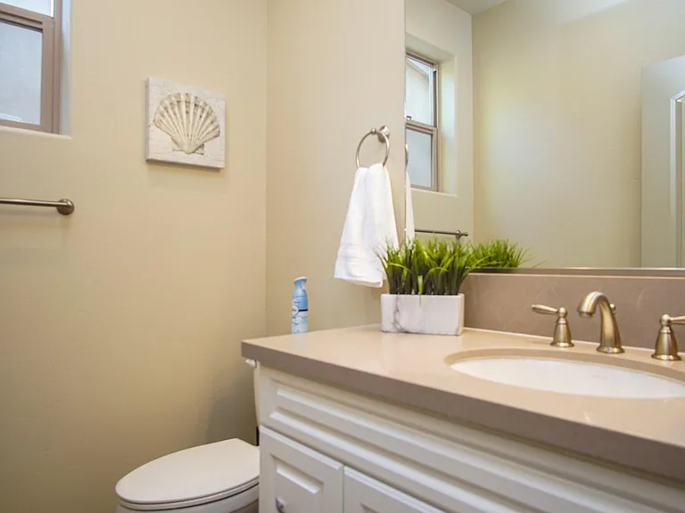 1005 Canyon Ln — Photo 23