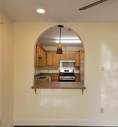 5th image of 5068 Stephen Girard Ave
