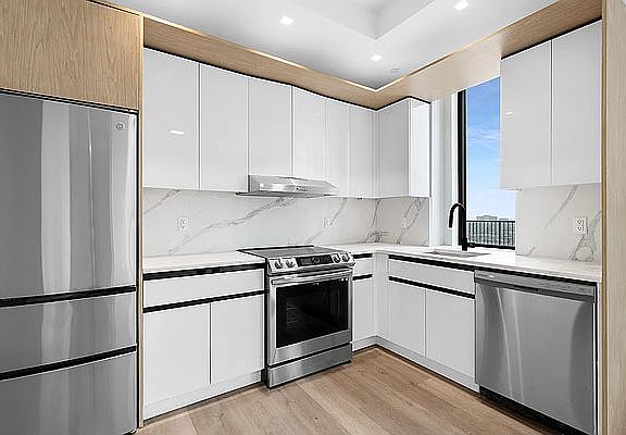 4th image of 620 W 153rd St #6K