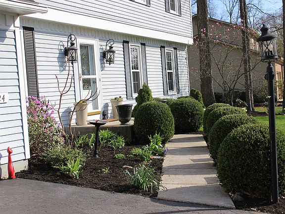 3rd image of 1124 Autumn Creek Cir