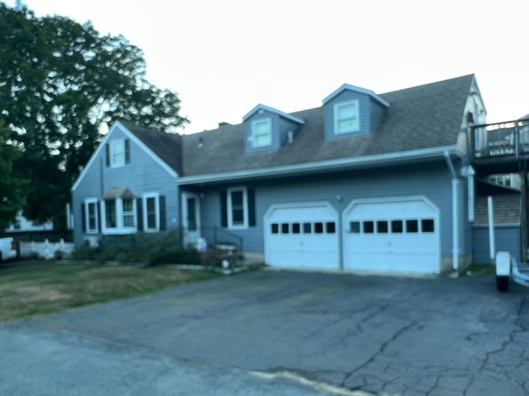 63 Knothe Rd #2