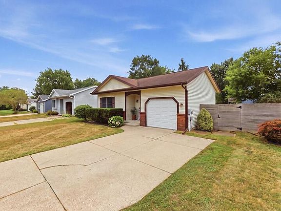 4th image of 2844 Beechridge Dr