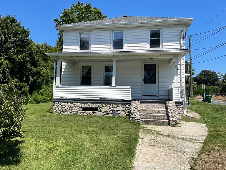 171 Boston Post Rd — Photo 1