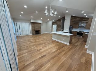 1099 Linda Ln, Glencoe, IL