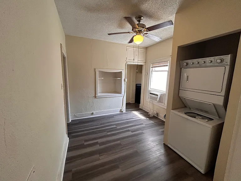1125 Los Angeles Dr #9 — Photo 5