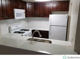 9607 Elmview Dr, Oakland, CA 94603