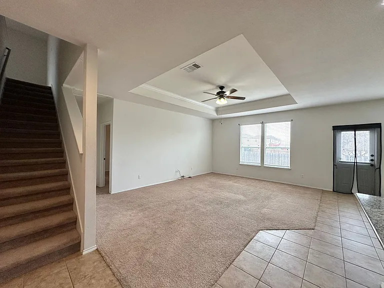 5304 Capricorn Loop — Photo 7