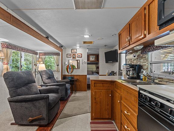 5th image of 173 Creek Dr #C721-723