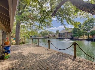 5923 S Atlanta Ave E, Tulsa, OK 74105