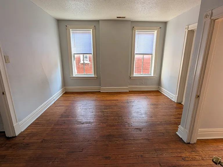 3931 Nebraska Ave #2 — Photo 3