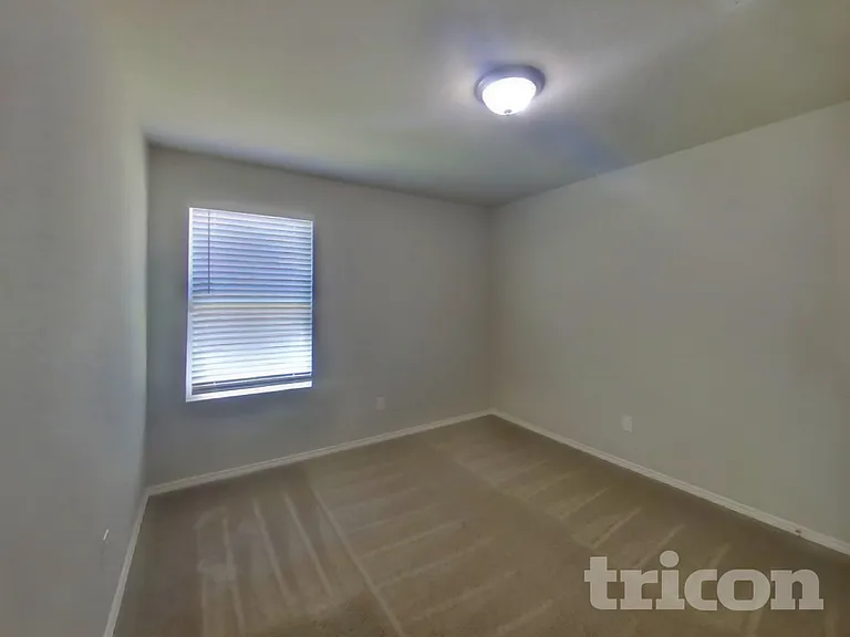 7422 Summer Blossom Ct — Photo 12