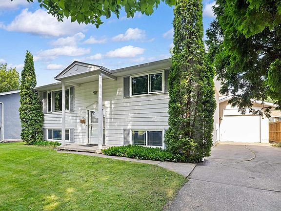 2nd image of 56 Flagstone Cres