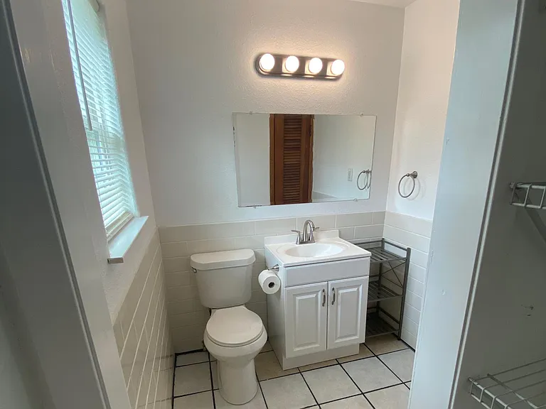 3425 Brady Ave — Photo 14