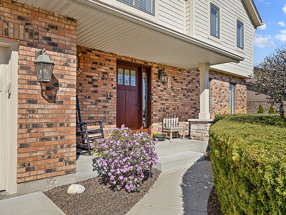 3rd image of 262 Mulberry Rd