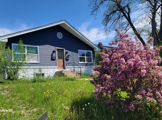1403 Parkview Ln NE, Columbia Heights, MN 55421