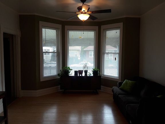4th image of 708 N Laramie Ave