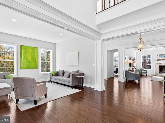 5th image of 7726 Schelhorn Rd