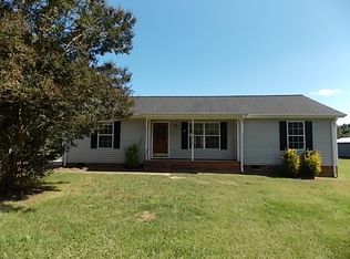 404 Silver Ridge Dr, Lexington, NC 27292