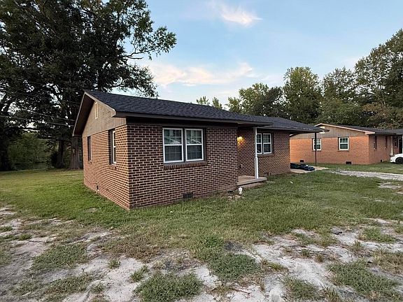 4th image of 17321 Old Lumberton Road