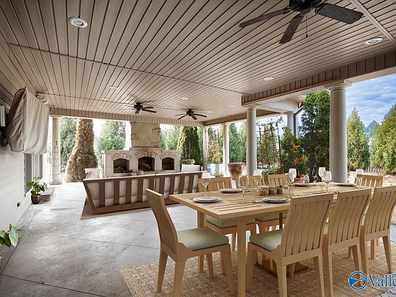 4th image of 16091 Southern Way