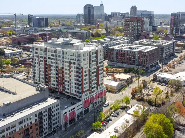 400 W North St APT 1626, Raleigh, NC 27603