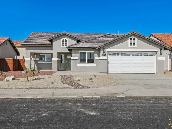 2400 Dale Ct, Imperial, CA 92251