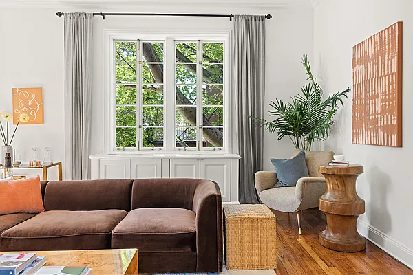 Sold by Compass | media 5