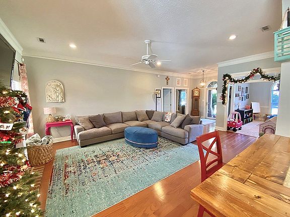 4th image of 4205 Pemberly Dr