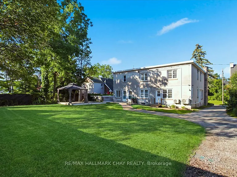 15 Parkside Dr #2 — Photo 21