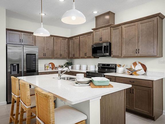 2nd image of 325 FOX RIDGE DRIVE