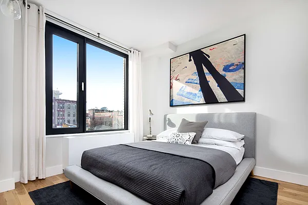 Rented by Bold New York | media 24