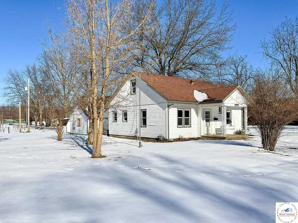 429 E Harvey St, Sedalia, MO 65301