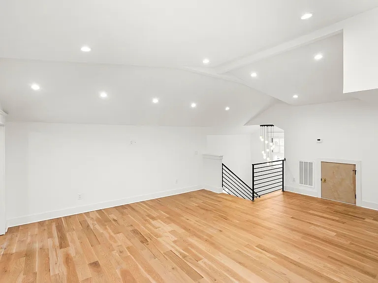 942 Maxwell Ave — Photo 18