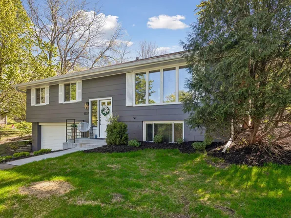 5227 Birch Rd, Minnetonka, MN 55345