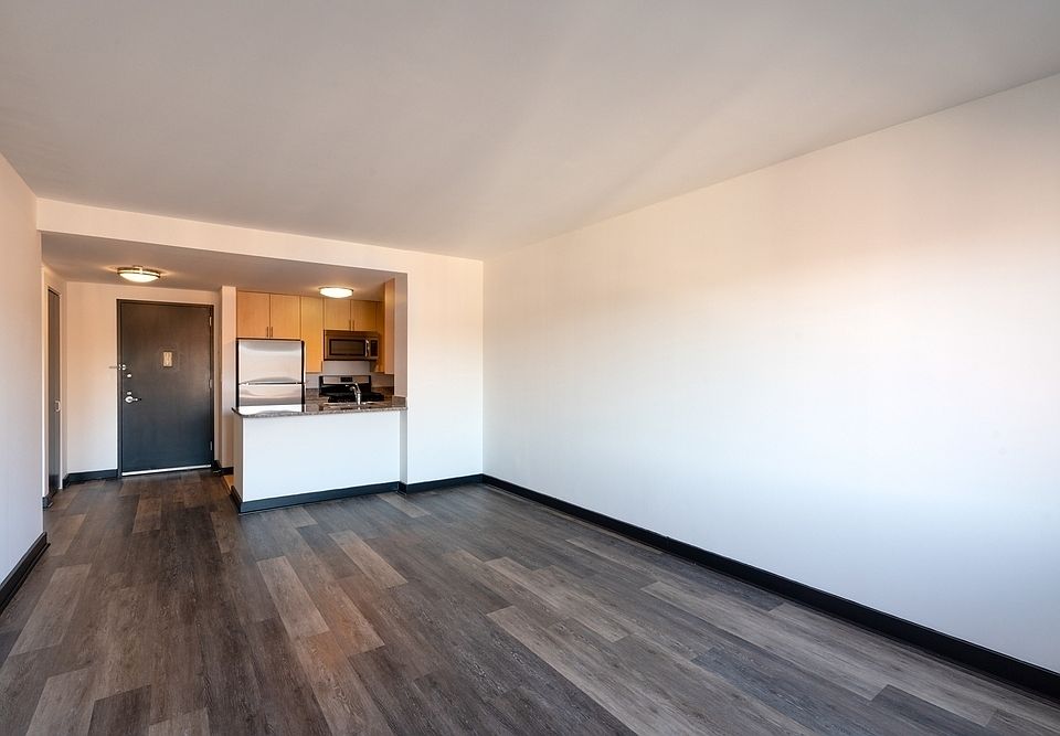1st image of 153-30 89th Ave #811