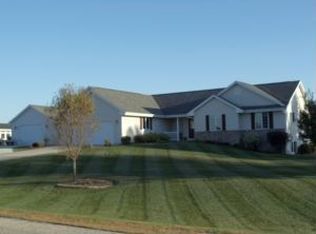 W5987 Dellette Ter, Fort Atkinson, WI 53538