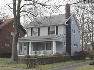 2120 Concord Dr, Lakewood, OH