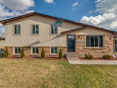 48254 Menter Dr, Chesterfield, MI, 48047