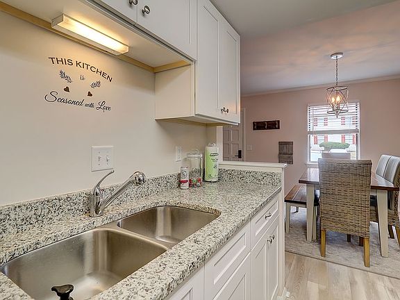2nd image of 400 William Hilton Pkwy APT 62