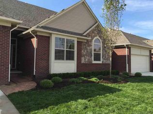 6782 Lexington Ave S, Shelby Township, MI 48317