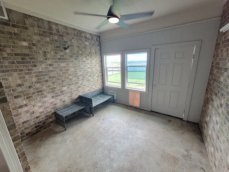 2502 Meadow Lark Dr — Photo 27