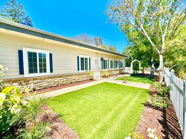 2655 S Mission Rd, Fallbrook, CA 92028