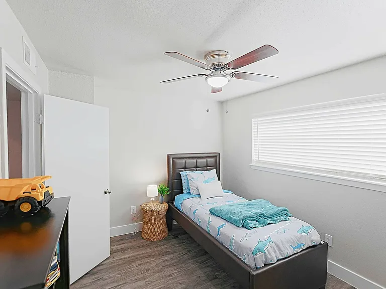Arcata Townhomes — Photo 83
