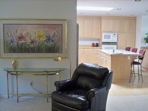 5th image of 1108 32nd Street Ct NW